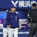 中日・ボスラー11回に痛恨併殺で絶叫