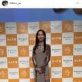 高木美帆さんが黒髪とワンピースでイメチェン「珍しい美帆さん！」「素敵です」黒髪大賞特別賞受賞