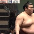 「あたみんキレたの初めて見た」「さすがにキレる」熱海富士、藤ノ川の“一撃”に覚醒？ 激しく寄り倒す