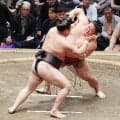 八角理事長「圧力が全然違う」霧島７連勝を評価　浅香山審判部長「誰が止めることができるか」