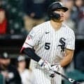 村上宗隆、リーグ最多タイ16号　再びジャッジに並ぶ…誠也の前で119m弾で年間57発ペース
