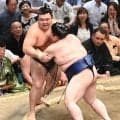 大関霧島が初黒星　豪ノ山に苦杯　１敗で若隆景、翔猿と３人が並ぶ　大関琴桜は４連敗で２勝６敗に