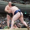 【元大関・琴風の目】初黒星の霧島、豪ノ山戦での投げが分けた明暗...それでも大関の動きは悪くない　反省する必要もない内容だ