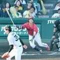 広島・新井監督　勝負手ズバリ！０－０の七回無死二塁でモンテロに代打バント→代走で野間Ｖ打　才木に２８３２日ぶり黒星つけた