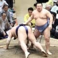 東前頭15枚目の翔猿が２敗死守、４場所ぶり勝ち越し「久しぶりだな」Vの道再び開く