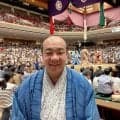 にしたん・西村誠司社長が史上初！幕内全取組に５本ずつ懸賞　史上最多１日９５本で総額６６５万円「力士たちの待遇向上につながれば」