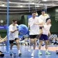 SVリーグ王者の大阪Bがファン感謝デー　平日に訪れた1640人のファンを前に体操着姿で大運動会