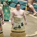 ３年ぶり関取復帰の炎鵬が明生を破り勝ち越し　十両以上では23年春場所以来19場所ぶり