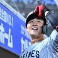 【ロッテ】山口航輝が勝ち越し弾　楽天柴田の直球をすくい上げ左中間ホームランゾーンへ