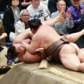 夏場所まれにみる大混戦！２敗で単独首位の霧島が敗れ…千秋楽Ｖ可能性は４敗の宇良ら含め計７人