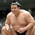 義ノ富士が４敗同士の対戦で琴栄峰に勝つ　優勝決定戦進出の可能性に望みをつなぐ