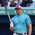 【ヤクルト】オスナが試合後、引退ビシエドの姿見守る「素晴らしい選手」ビシエドも感謝伝える