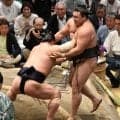若隆景の勝因は立ち合いからの流れの良さ　霧島は１０日目に正代に負けた一番からリズムが狂った　武蔵川親方が指摘