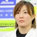 「ほぼ女優さん」「どんどん綺麗に」電撃引退から４カ月、３３歳美人アスリートの雰囲気激変バカンス姿に驚き「髪伸びましたね」「眼鏡姿も素敵」