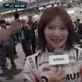 19歳女性レーサーが「めっちゃかわいい」　雰囲気激変の私服姿＆はにかむ笑顔に反響