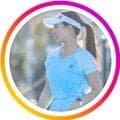 【テニス】園田彩乃、スポーティーなウェア姿のオフショ公開「わんこそば行けるかな」