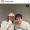 美女ゴルファーが超大物芸人とのツーショット公開「会う度元気もらえます。ほんと優しいなぁ」金田久美子が公開