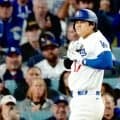 大谷翔平、今季初の途中交代　右手死球で顔歪める　明日は先発予定も…ド軍は15得点大勝