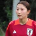 「フィールドでの姿から一変しとる」ＷＥリーグ表彰式　女子サッカー選手が大変身「お嬢さま仕様じゃないかッ」「皆さん女優さんみたい」
