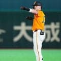 【巨人】痛恨のお見合いが逆転許す…中堅キャベッジと左翼松本の間に転々