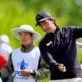 金子駆大が3打差9位発進 中国の18歳が「62」で単独首位