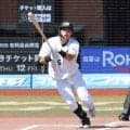 ロッテ・安田 963日ぶりの本塁打を放つ