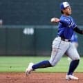 岡本和真にカナダ実況“苦言”　逃した1死…指摘した課題「送球がシュート回転」
