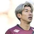 ｢W杯に連れて行け｣36歳・大迫勇也、首位決戦で圧巻ハット！古巣・鹿島を沈める”半端ない”直接FK弾に｢これでビール何杯でも飲める｣