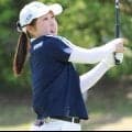 【女子ゴルフ】荒木優奈が１番から６連続を含む９バーディーで大会コース記録の６３！　２５位から首位でホールアウト
