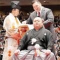 白鵬さんが元宝富士の断髪式に登場、宮城野部屋の完全消滅「寂しい」「改めて説明する」【大相撲】