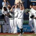 ロッテが連敗ストップ　４番山口が勝ち越し２点二塁打　前回１回８失点の先発ロングは好投