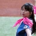ド派手スカートふわ→完璧投球に喝采　忘れぬ90度お辞儀…“ガチ勢美女”の貫いた「LOVE新庄！」