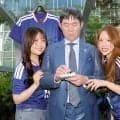 森保一監督に“激似”ろう人形が代表戦会場出現…サポーター驚きの声「めっちゃ似てる」「本物かと思った」