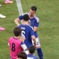 【日本代表】DF吉田麻也が“セレモニー”形式で交代「これは泣く…」「熱すぎ」