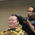 桐山親方を整髪した理髪師は「すごいいい人」ドレッドヘアに口ピアス７個