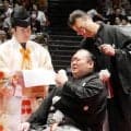 元宝富士が号泣断髪式　先代師匠の宮城野親方「誇れる力士だ」に涙止まらず　最後の一番は長男、次男と「夢だった」