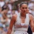 「最高の気分」コスチュクが4度の全仏女王シフィオンテクをストレート撃破、クレー16連勝で初の全仏8強へ[全仏オープン]