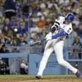 大谷翔平、第１打席で“悪球打ち”右前打　４戦連続安打　初対決２３歳超有望株の１５９キロをはじき返す