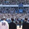 天皇陛下と愛子さま早慶戦を観戦　満員の場内から歓声と大きな拍手続く　ミントグリーンの初夏の装い