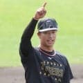 阪神　高卒３年目の百崎が１軍合流　ファームで３９試合に出場し、打率・２３５、３本塁打、１３打点　２日の西武戦は中止も昇格ならプロ初