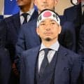 【日本代表】長友佑都がハチマキ姿で“闘魂注入”　久保建英にいじられる場面も