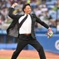ヤクルト　レジェンド・伊藤智仁氏が始球式に登場「スライダーを投げ損なった」　ワンバンに苦笑い　現役時代の魔球披露も
