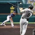 【阪神】ドラ１立石正広のバットへし折る西武平良海馬の内角攻め　151キロで遊飛に倒れる