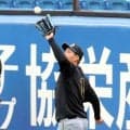【阪神】森下翔太、本塁に目もくれず本気の二塁返球　徹底的に隙を突くパ球団へのけん制デモに