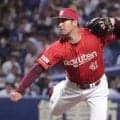【阪神】ナインが楽天加治屋蓮との再会喜ぶ　同学年の梅野隆太郎は笑顔で肩組む