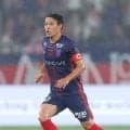 今季限りで契約満了のＭＦ東慶悟は涙　最終戦勝利で飾れずも主将マーク巻き奮闘「大好きなクラブで１４年、プレーしたのは誇り。またいつか戻ってきたい」