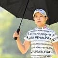 吉田鈴「惜しい～」ショット公開「くぅ～」「そのうち入りそうな気が」ホールインワンまで数ｃｍ