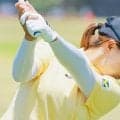 【速報】渋野日向子は1打差3位から1番をパー発進 1.5mのチャンス逃す
