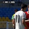 U-19日本代表戦で小競り合い勃発→主審が慌てて仲裁 18歳新鋭FWの“強気な振る舞い”にファン反応「気持ち入ってるな」