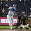 ドジャース３６分の圧巻猛攻！七回に打者１５人で１０得点！大谷翔平は適時二塁打＆押し出し四球　打者１０人目で１アウト　パイレーツファンは大ブーイング